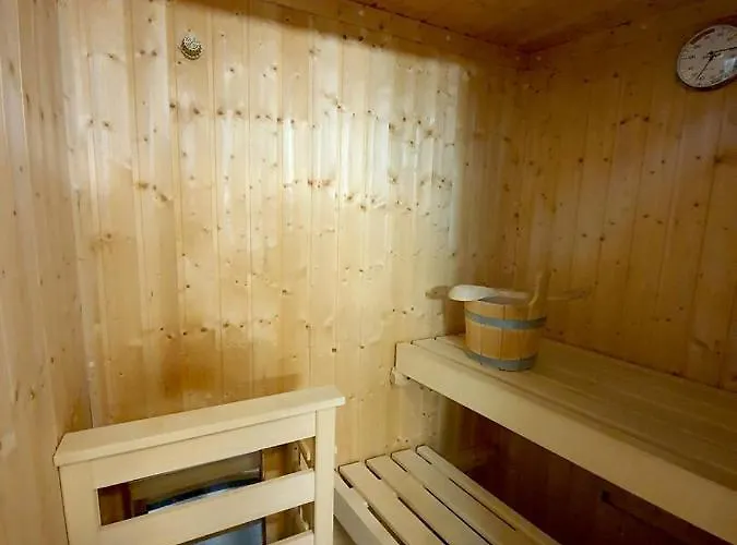 Spacious With Sauna And Lakeview, In Walking Distance Of Lift Unterterzen