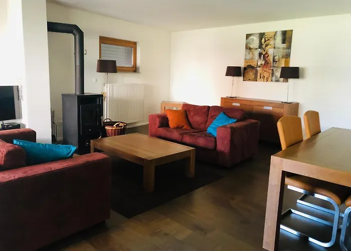 Spacious With Sauna And Lakeview, In Walking Distance Of Lift Apartamento *