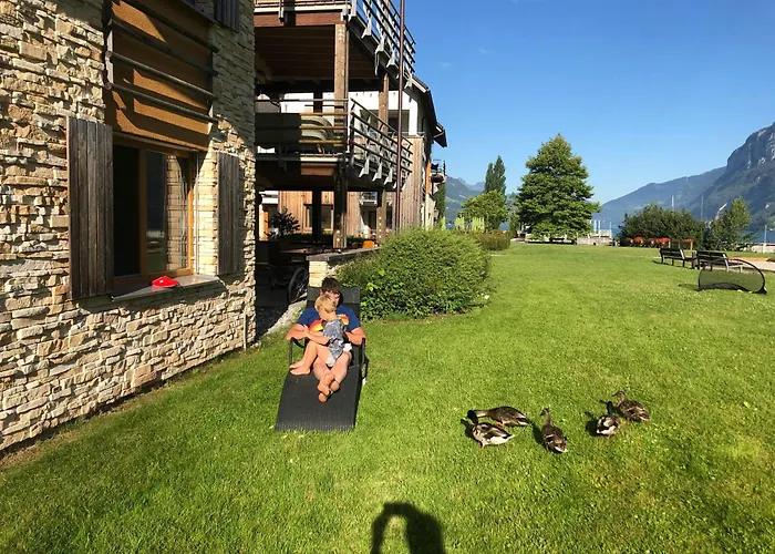 Spacious With Sauna And Lakeview, In Walking Distance Of Lift *